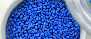 氮化碳超硬防划伤母粒镀膜玻璃的制备与研究