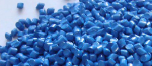 不饱和聚酯高透明阻燃母粒的研制